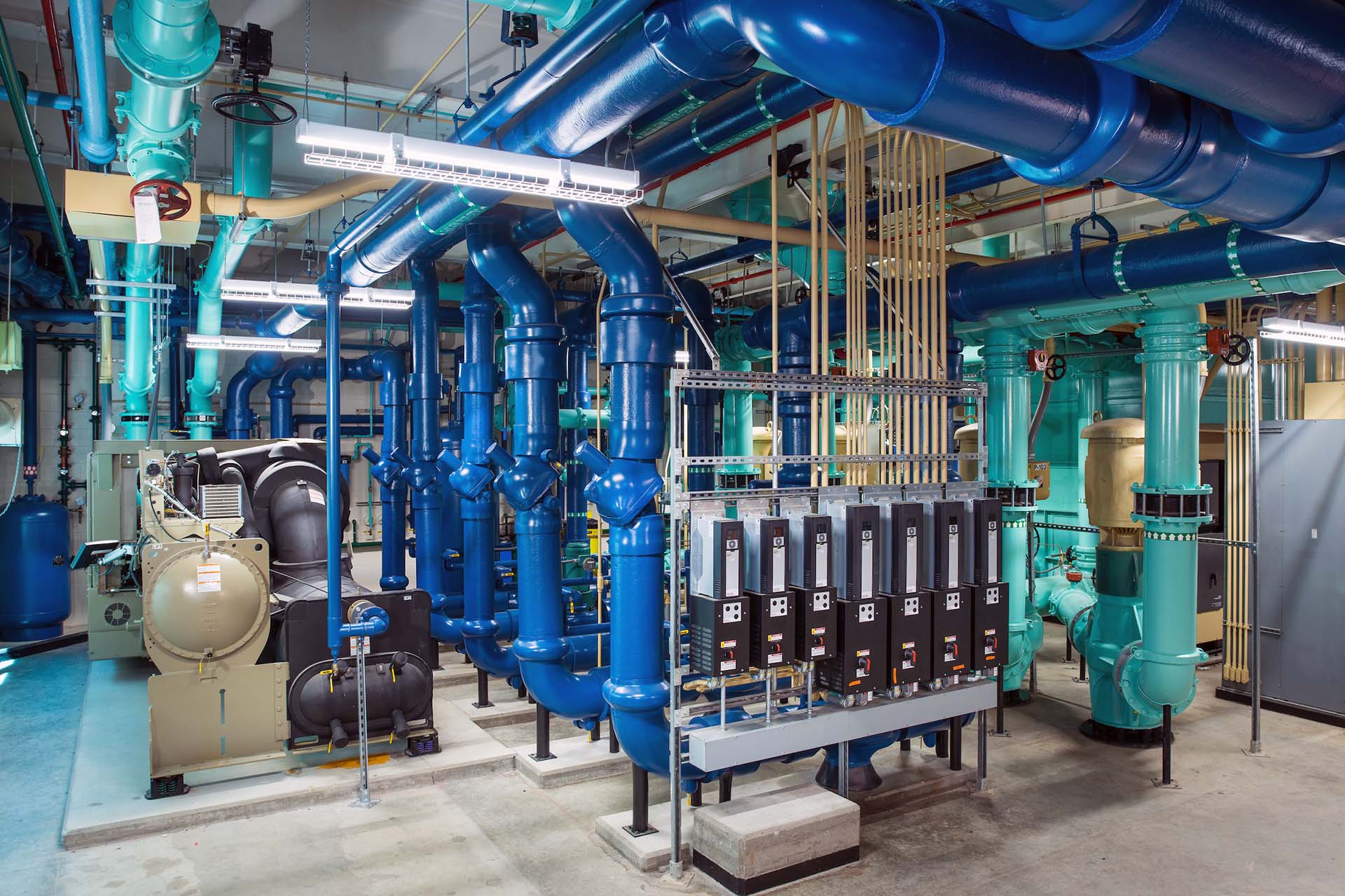 chiller plant at Husky Injection Molding facility
